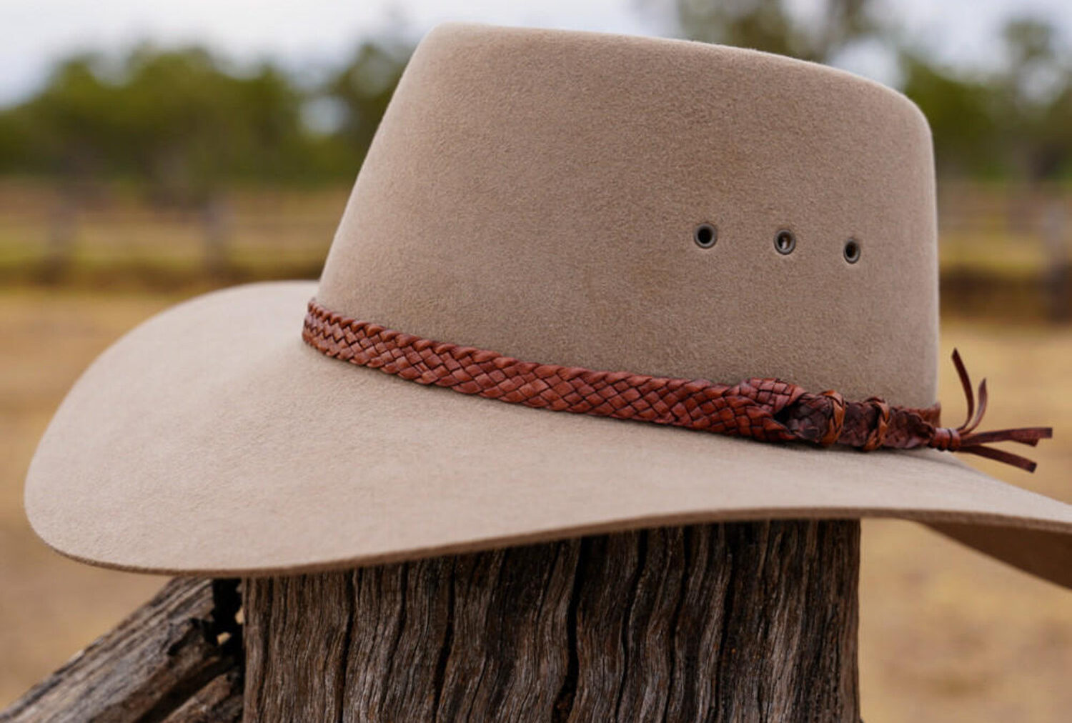 A Guide to Styles and Fit when Choosing the Right Akubra Hat - Best ...